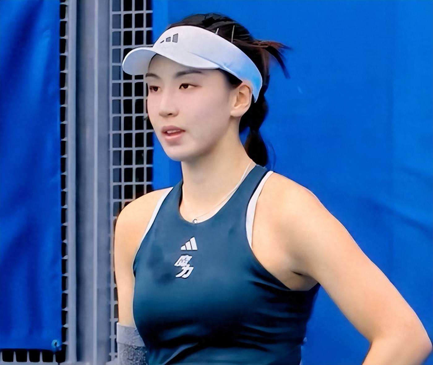 球员表现与 球员表现与