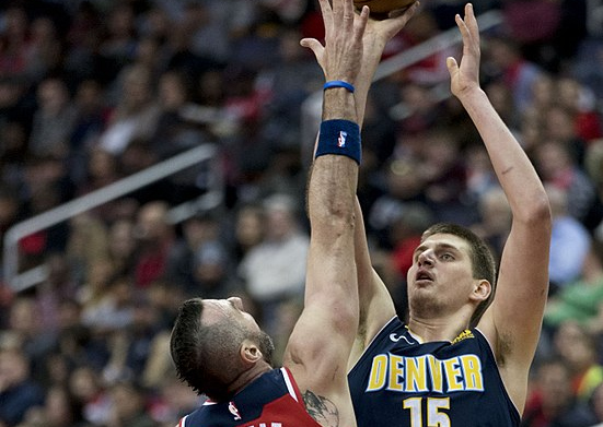 奇队捧起世 奇队捧起世