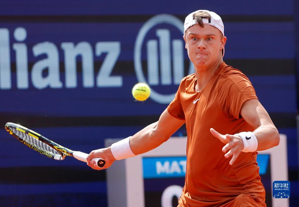 成为行业信 成为行业信